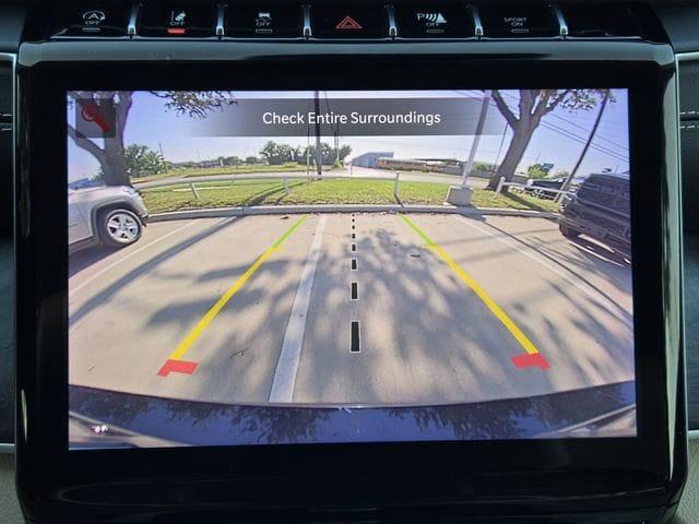 Photo of 2021 Diamond Black Jeep Grand Cherokee L