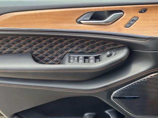 Photo of 2025 Diamond Black Jeep Grand Cherokee L