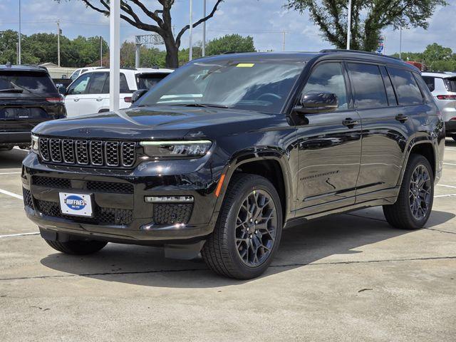 Photo of 2025 Diamond Black Jeep Grand Cherokee L
