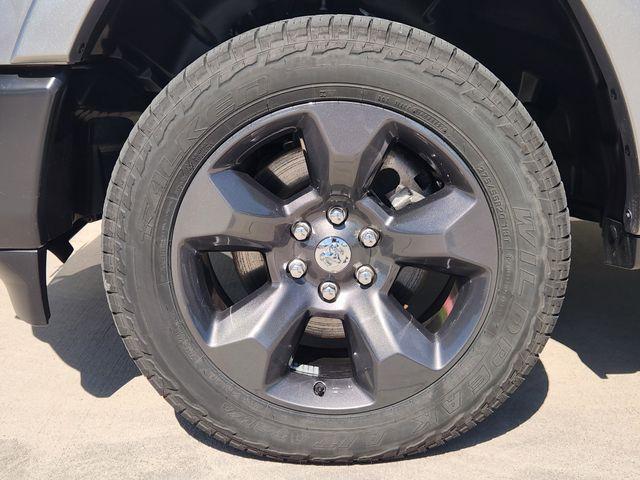 Photo of 2024 Billet Silver Metallic Clearcoat RAM 1500