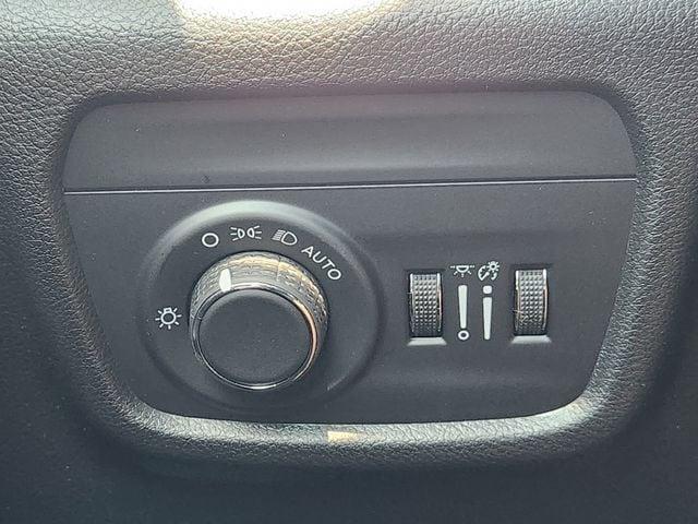 Photo of 2025 Diamond Black Jeep Grand Cherokee