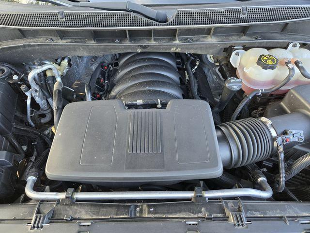 Photo of 2021 Summit White Chevrolet Tahoe