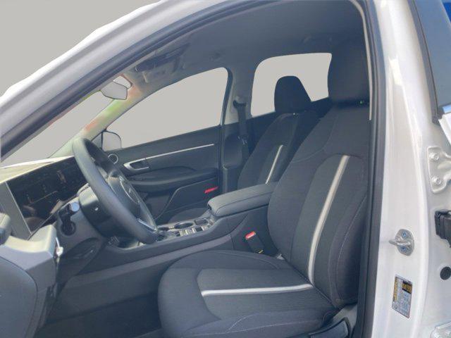 Photo of 2025 Serenity White Hyundai SONATA