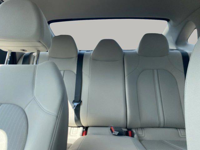 Photo of 2025 Abyss Black Hyundai SONATA