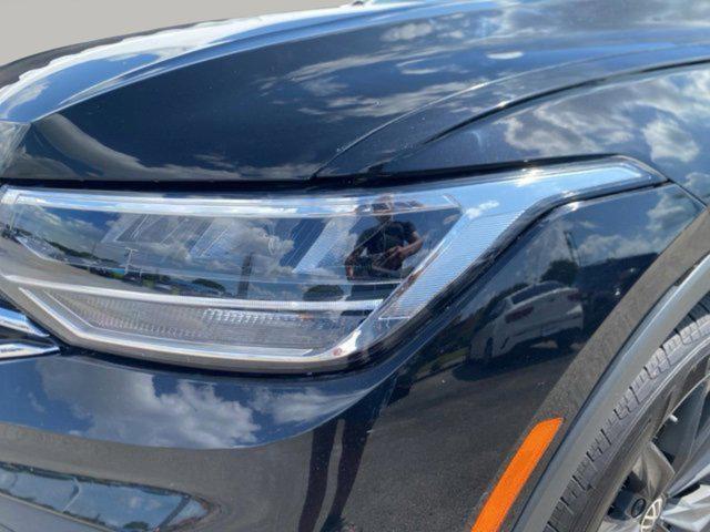 Photo of 2024 Deep Black Pearl Volkswagen Tiguan
