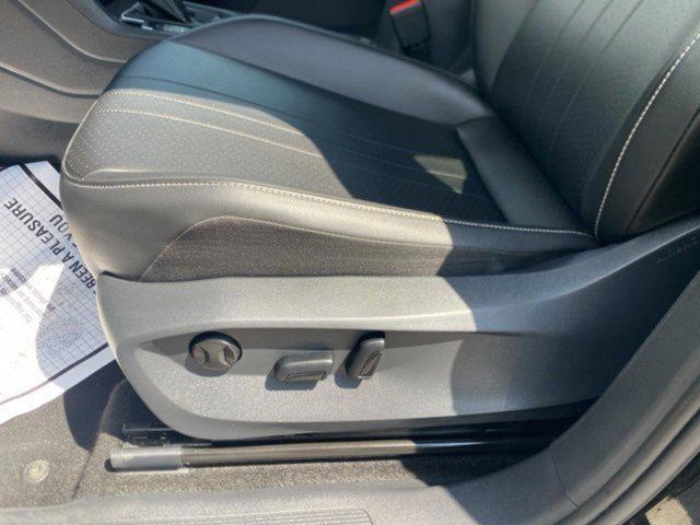 Photo of 2024 Deep Black Pearl Volkswagen Tiguan