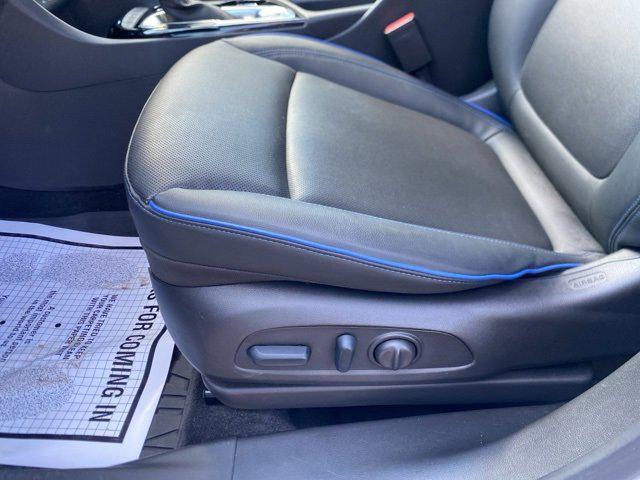 Photo of 2025 Summit White Buick Encore GX