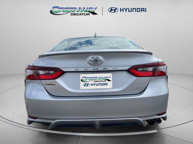 Photo of 2023 Midnight Black Metallic Toyota Camry