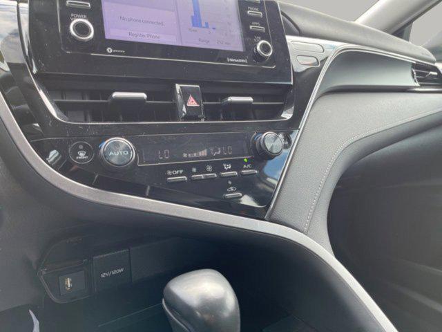Photo of 2023 Midnight Black Metallic Toyota Camry
