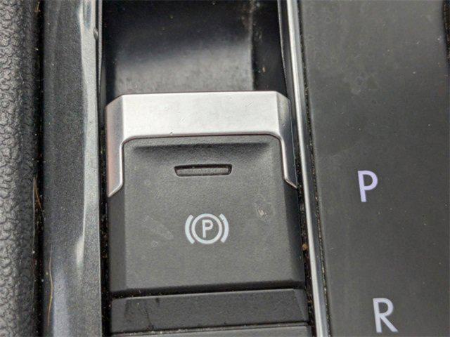 Photo of 2020 Pure White Volkswagen Tiguan