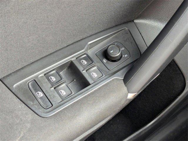 Photo of 2020 Pure White Volkswagen Tiguan