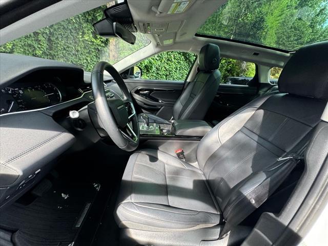 Photo of 2021 Fuji White Land Rover Range Rover Evoque