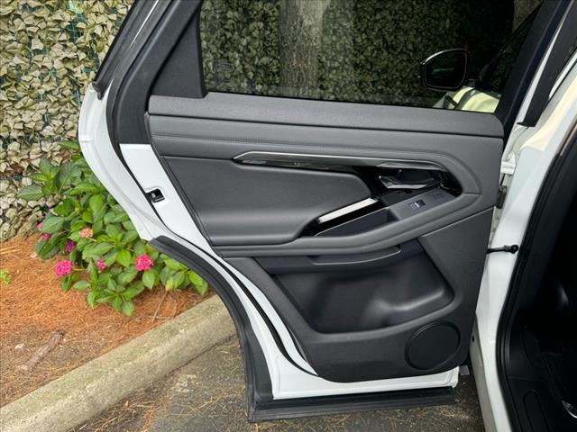 Photo of 2021 Fuji White Land Rover Range Rover Evoque