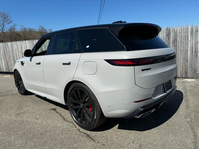 Photo of 2025 Borasco Grey Land Rover Range Rover Sport