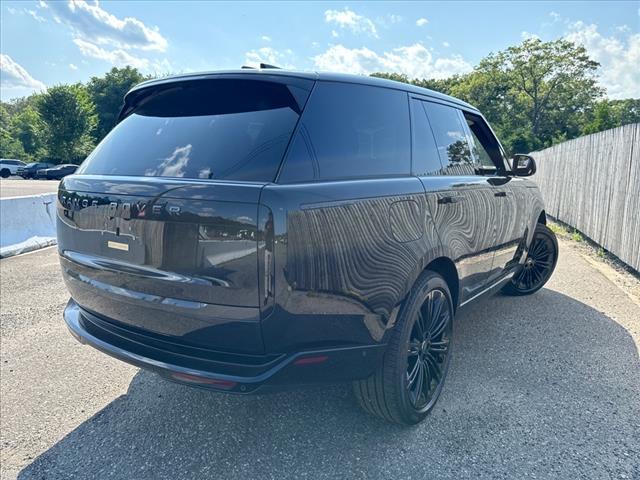 Photo of 2025 Santorini Black Land Rover Range Rover
