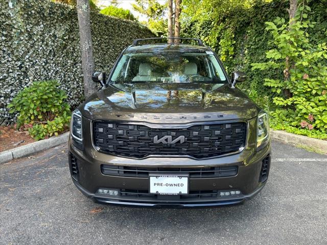 Photo of 2022 Dark Moss Kia Telluride