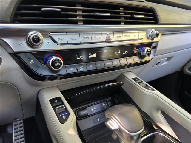 Photo of 2022 Dark Moss Kia Telluride