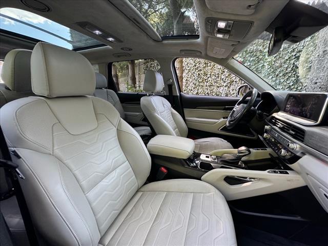 Photo of 2022 Dark Moss Kia Telluride