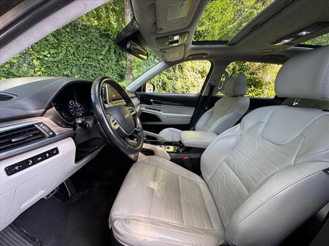 Photo of 2022 Dark Moss Kia Telluride