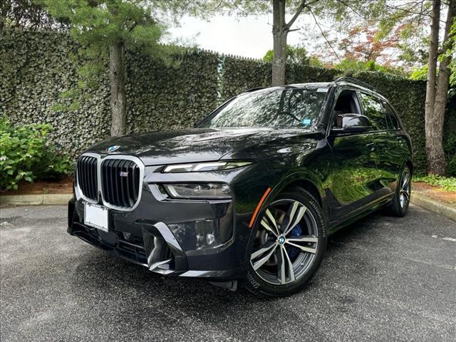 2023 BMW X7