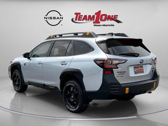 Photo of 2022 Ice Silver Metallic Subaru Outback