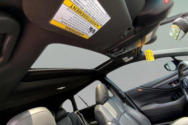 Photo of 2022 Ice Silver Metallic Subaru Outback