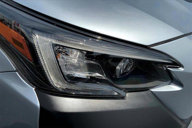 Photo of 2022 Ice Silver Metallic Subaru Outback