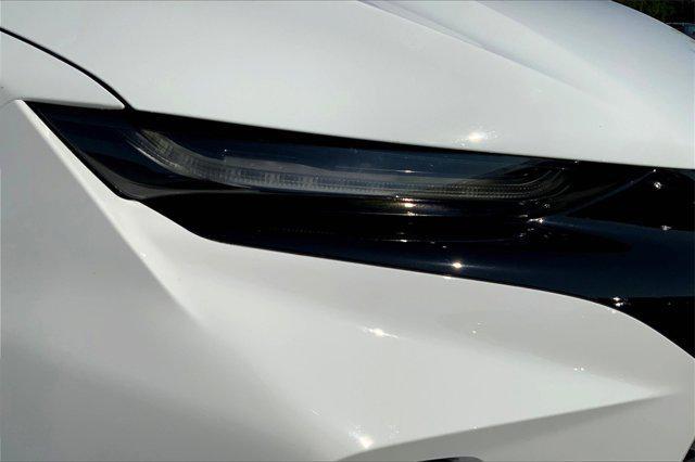 Photo of 2022 Summit White Chevrolet Blazer