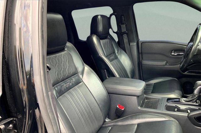 Photo of 2022 Super Black Nissan Frontier