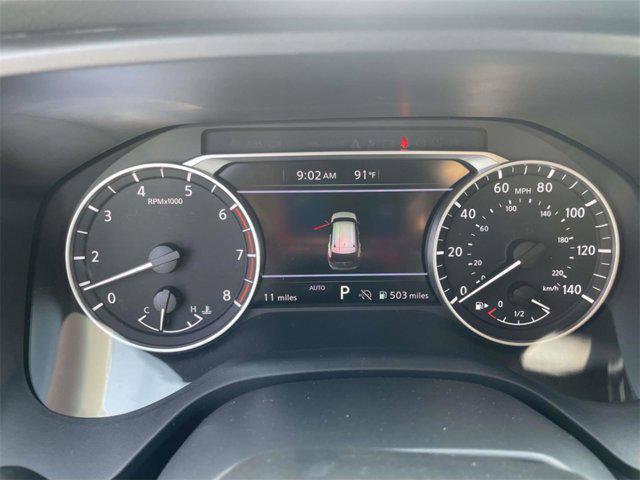 Photo of 2026 Everest White Pearl Tricoat Nissan Rogue