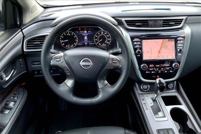 Photo of 2024 Pearl White Tricoat Nissan Murano