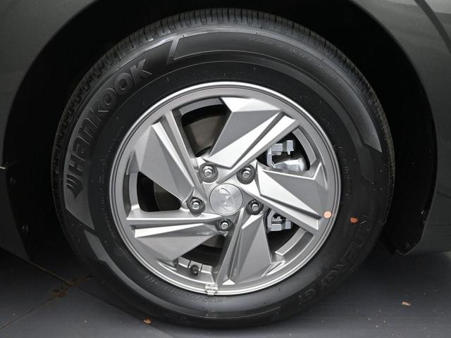 Photo of 2025 Amazon Gray Hyundai ELANTRA