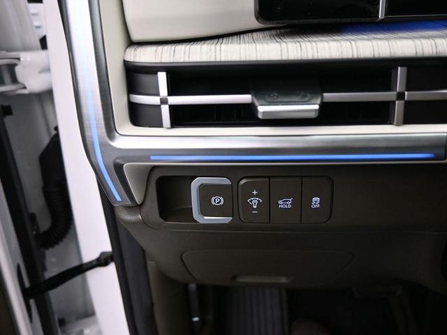 Photo of 2025 White Hyundai SANTA FE