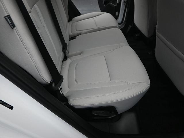 Photo of 2025 Serenity White Pearl Hyundai TUCSON