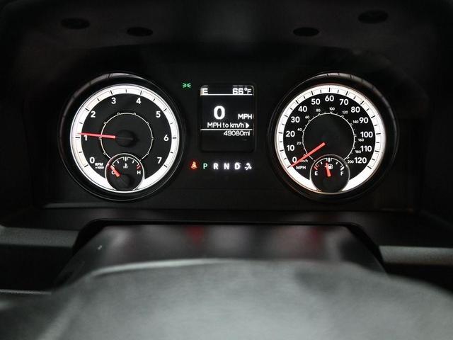 Photo of 2016 Bright Silver Clearcoat Metallic RAM 1500
