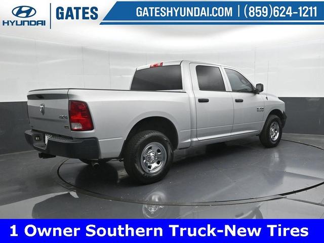 Photo of 2016 Bright Silver Clearcoat Metallic RAM 1500