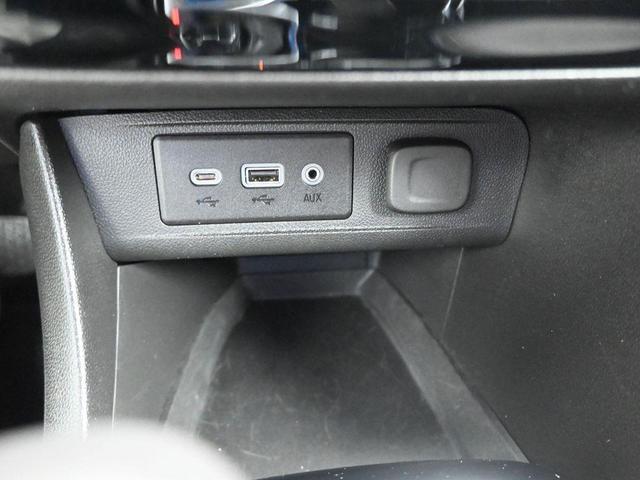 Photo of 2020 Summit White Buick Encore GX