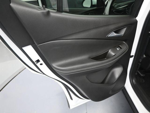 Photo of 2020 Summit White Buick Encore GX