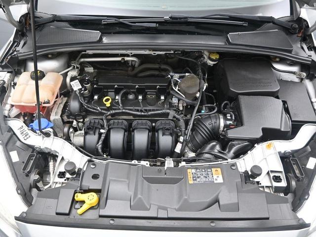 Photo of 2016 Ingot Silver Ford Focus