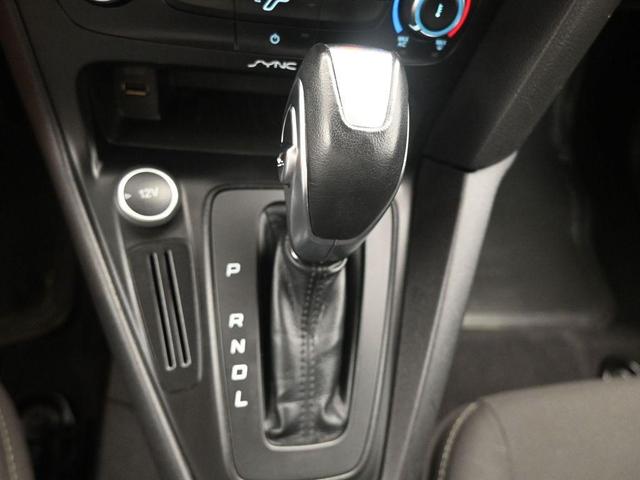 Photo of 2016 Ingot Silver Ford Focus