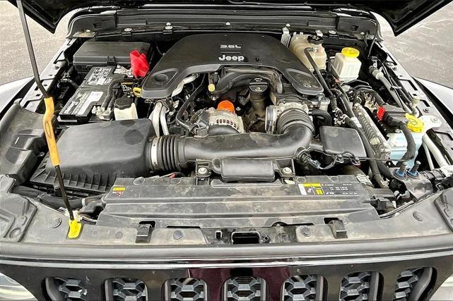 Photo of 2021 Black Clearcoat Jeep Gladiator