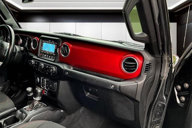 Photo of 2021 Black Clearcoat Jeep Gladiator