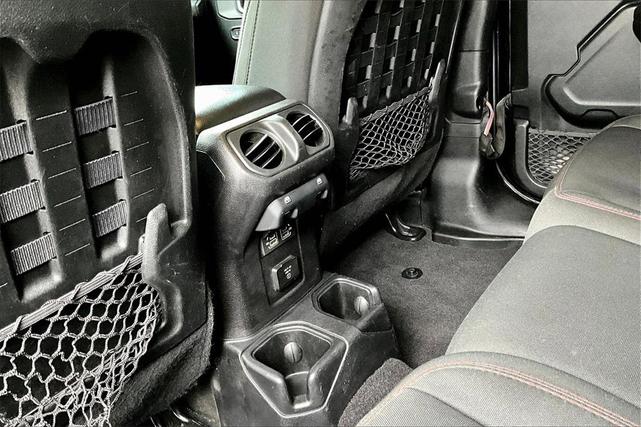 Photo of 2021 Black Clearcoat Jeep Gladiator