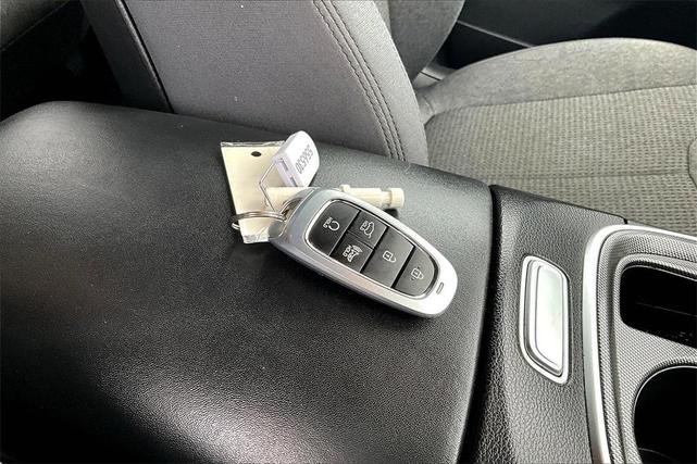 Photo of 2023 Portofino Gray Hyundai SANTA FE