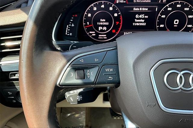 Photo of 2019 White Audi Q7