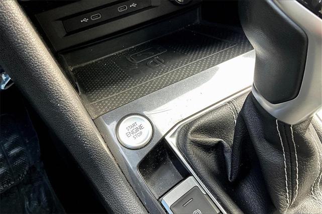Photo of 2022 White Volkswagen Tiguan