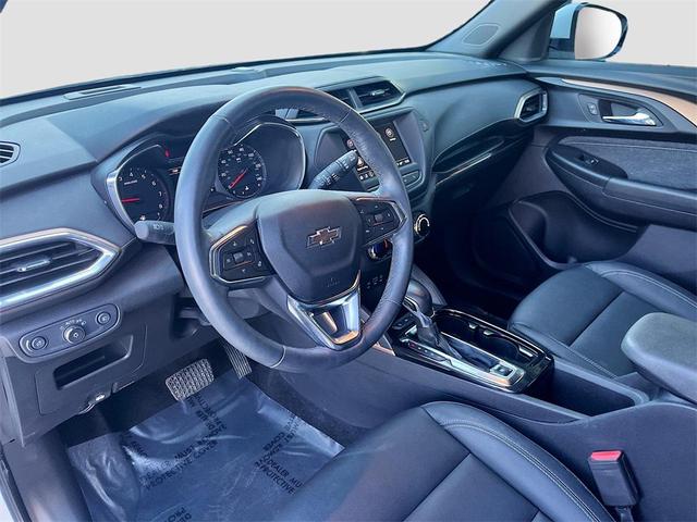 Photo of 2023 Summit White Chevrolet Trailblazer