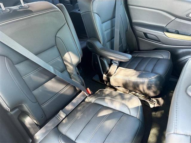 Photo of 2019 Ebony Twilight Metallic GMC Acadia
