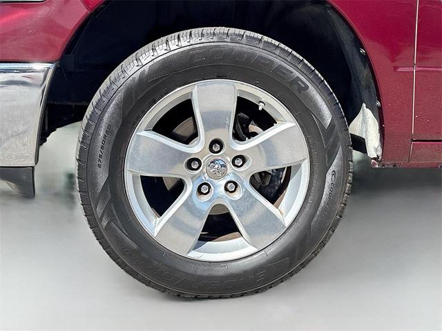 Photo of 2020 Delmonico Red Pearlcoat RAM 1500 Classic