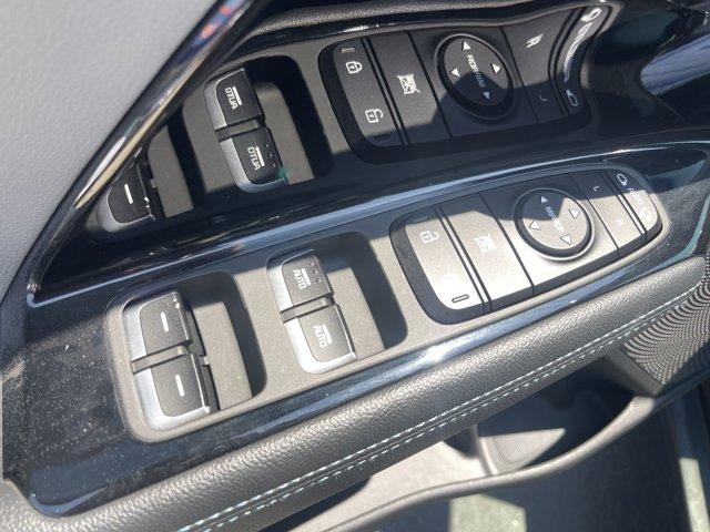 Photo of 2019 Gravity Blue Kia Niro Plug-In Hybrid